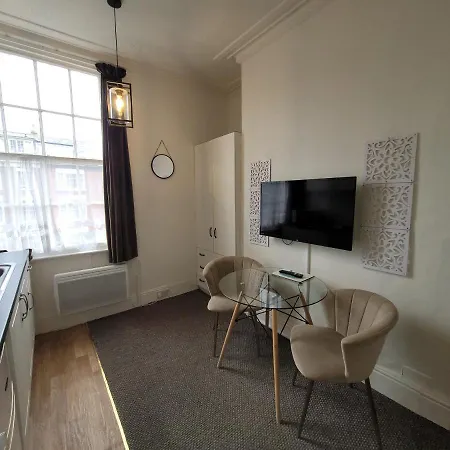 Sea Side Flat 3 With Fast Wifi And Free Parking Scarborough